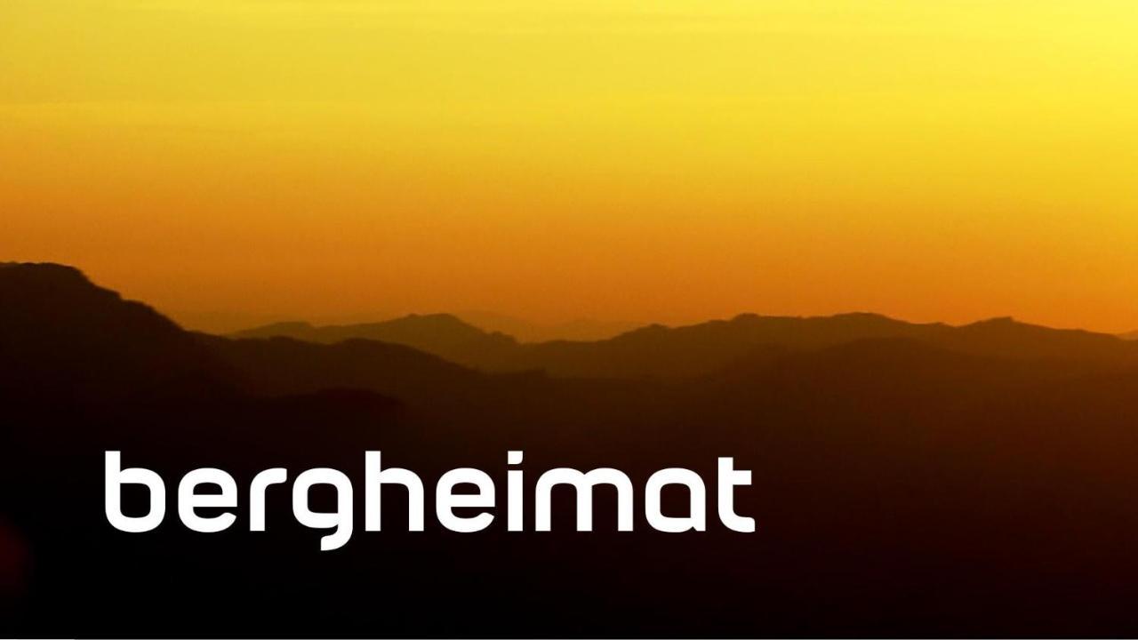 Diese Einfache Unterkunft- Bergheimat Ist Nur Fuer Backpacker- Rucksacktouristen Und Radfahrer - Huettenfeeling Im Backpackerhoues- Ganz Einfach - Ganz Unkompliziert - Ganz Relaxd Villa Linthal ภายนอก รูปภาพ