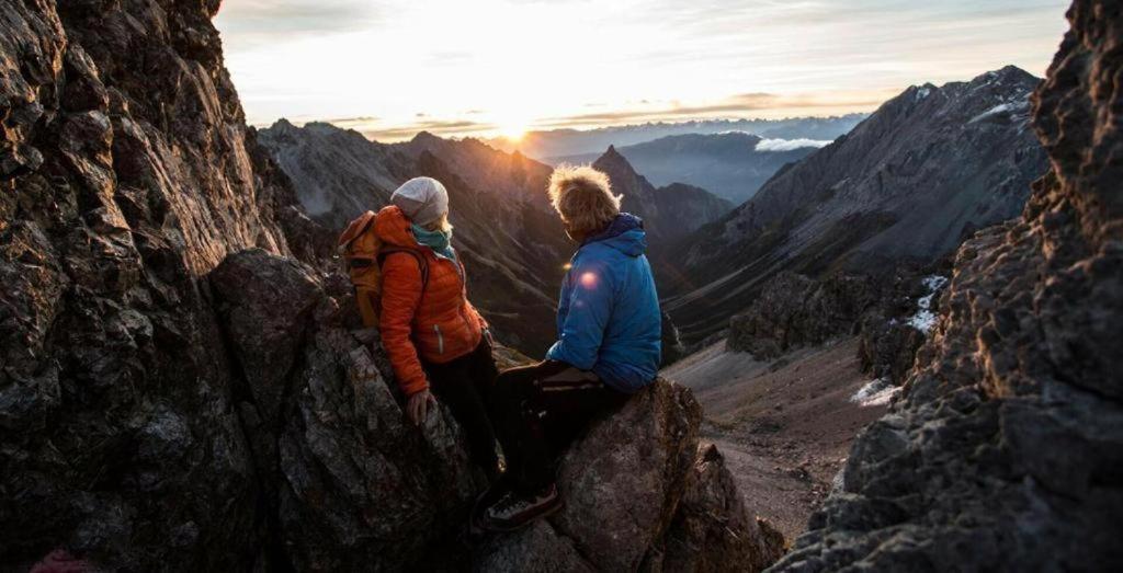 Diese Einfache Unterkunft- Bergheimat Ist Nur Fuer Backpacker- Rucksacktouristen Und Radfahrer - Huettenfeeling Im Backpackerhoues- Ganz Einfach - Ganz Unkompliziert - Ganz Relaxd Villa Linthal ภายนอก รูปภาพ